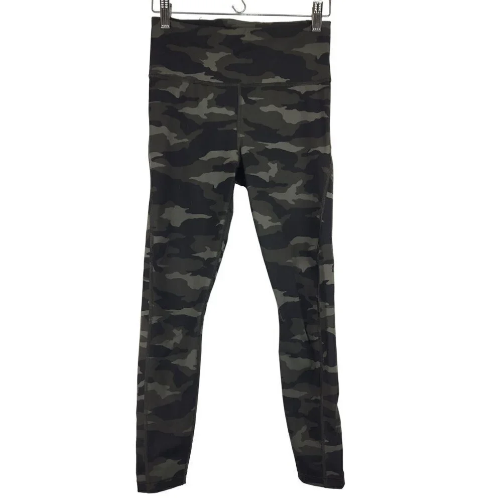 Athleta Ultimate‎ 7/8 Tight Size XS Green Camo 531773 Athleisure Training